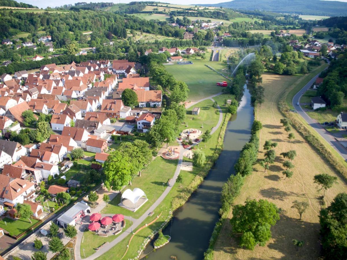 Hotel Stadt Luegde Eksteriør billede